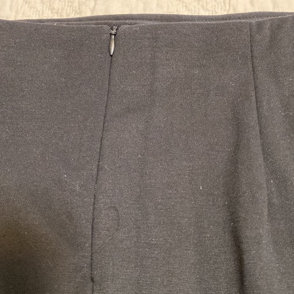 NWT Philosophy, Classic Black Pencil Skirt - Size 12 - Picture 4 of 6